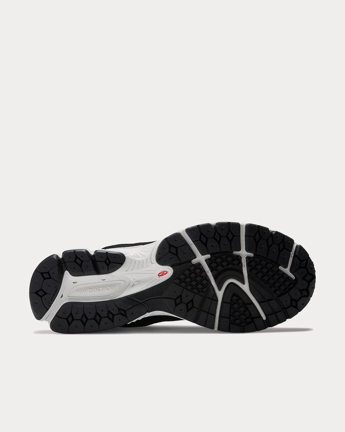 2002r Black / Sepia / Magnet Low Top Sneakers