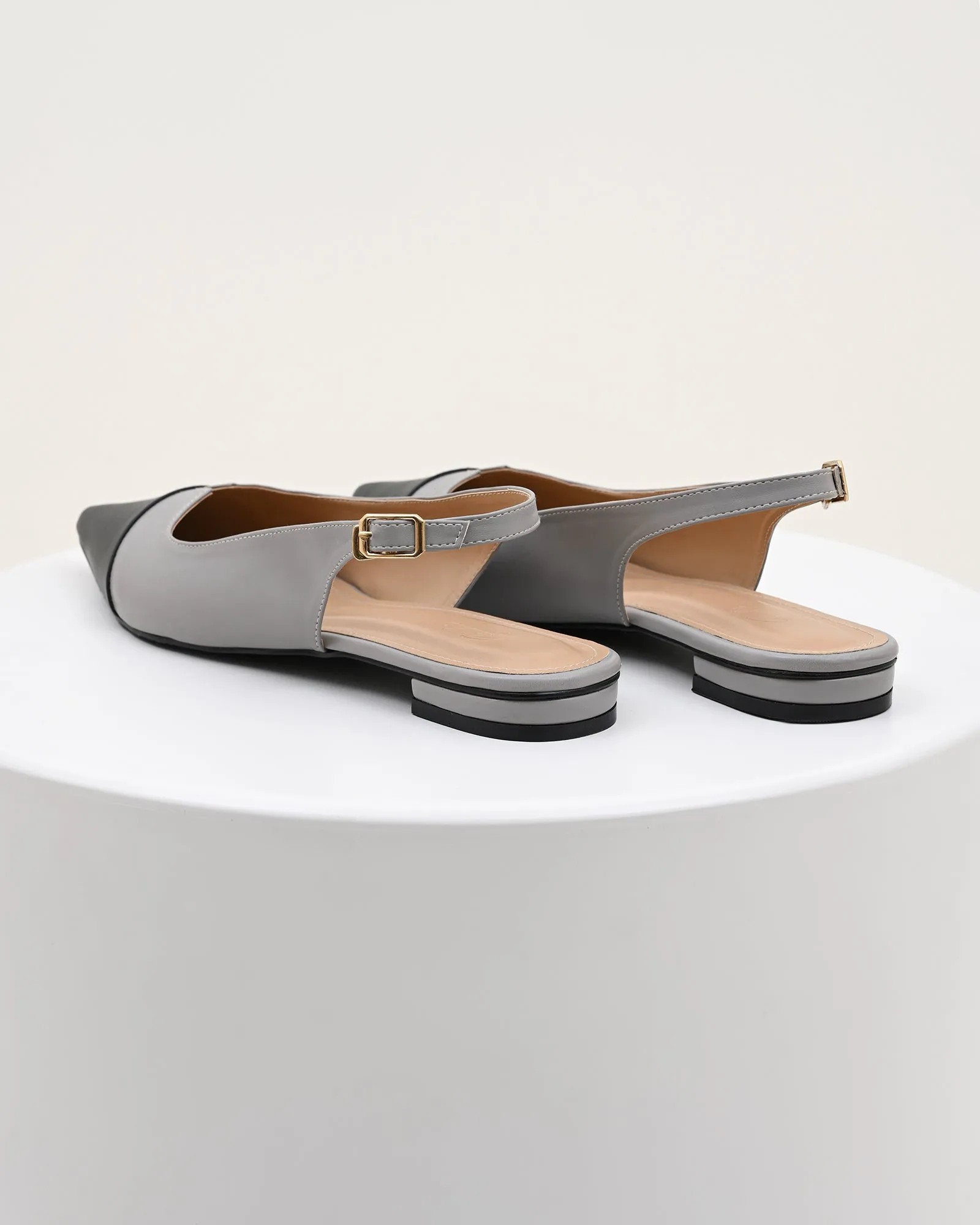 ADONIE FLATS