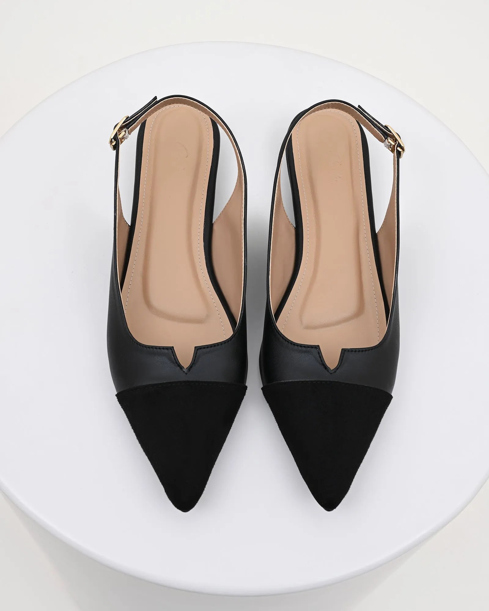 ADONIE FLATS