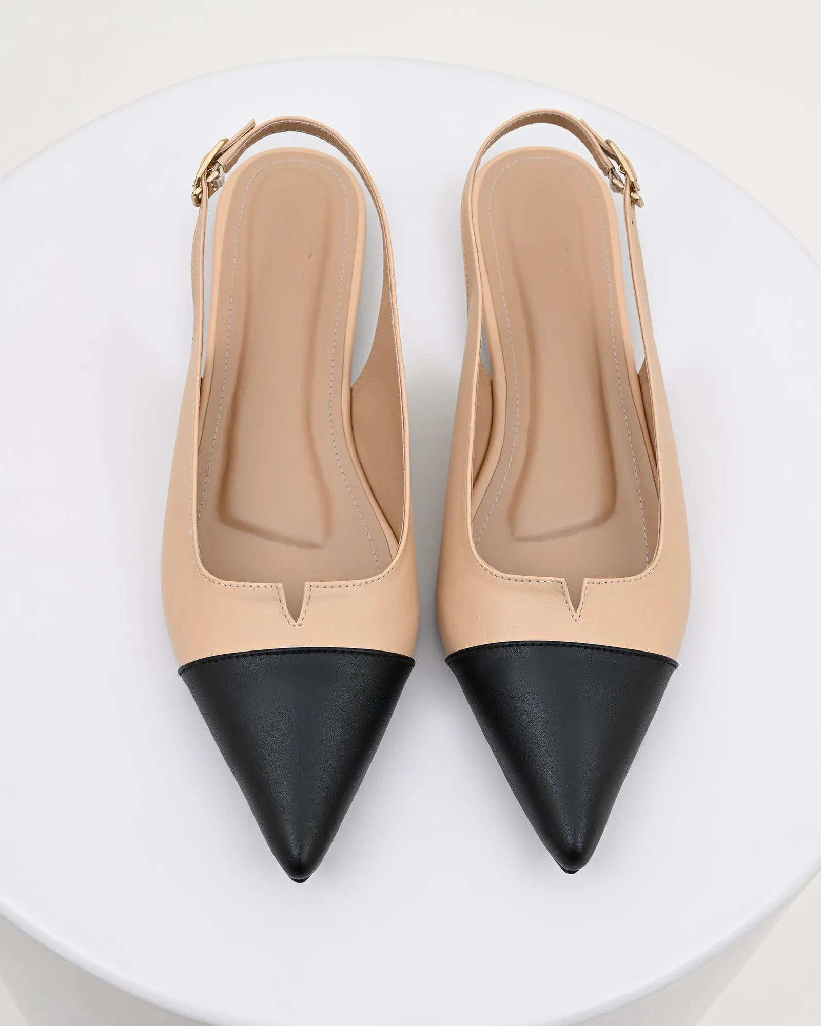 ADONIE FLATS