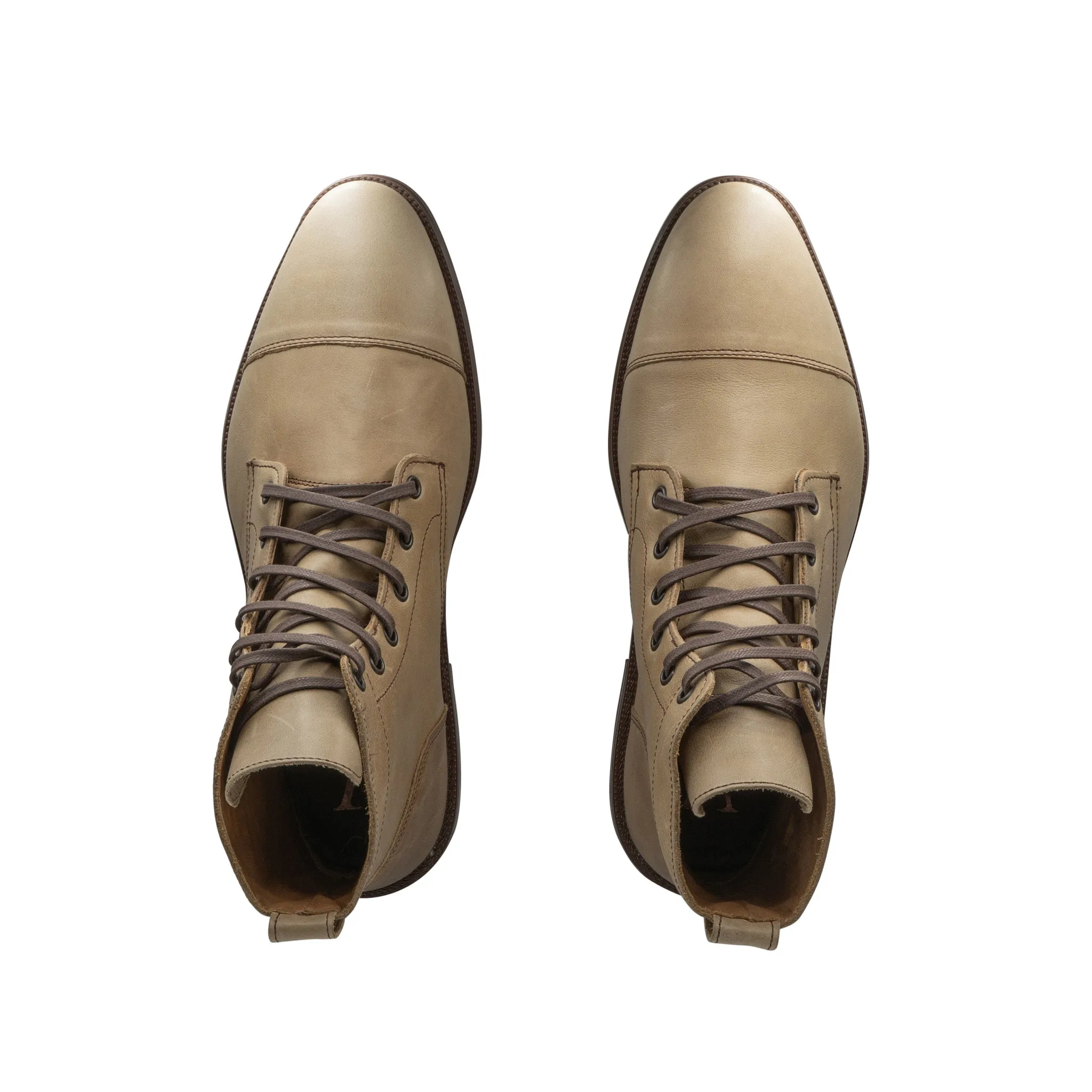 ARES Derby Boots