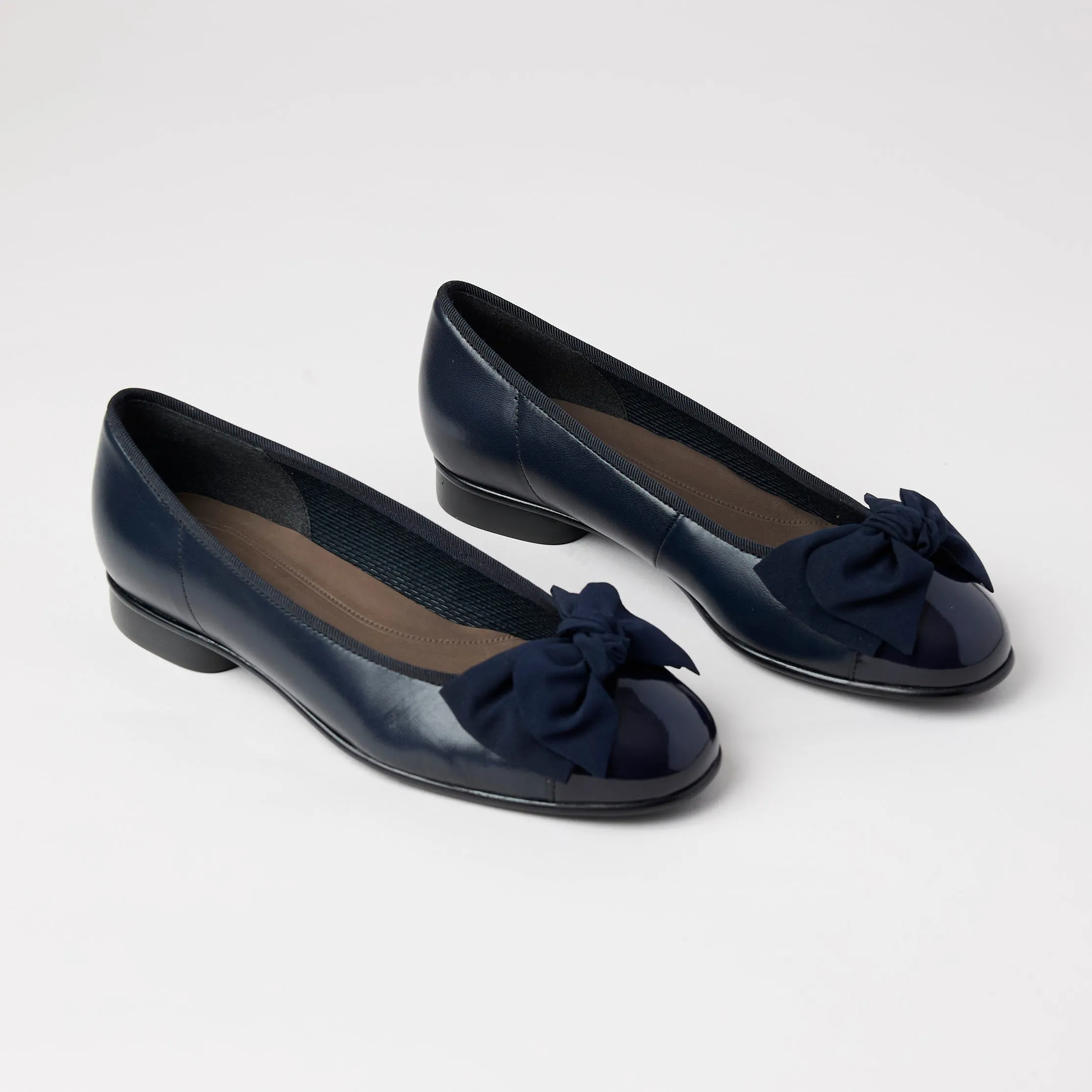 Gabor Navy Leather Ballerinas