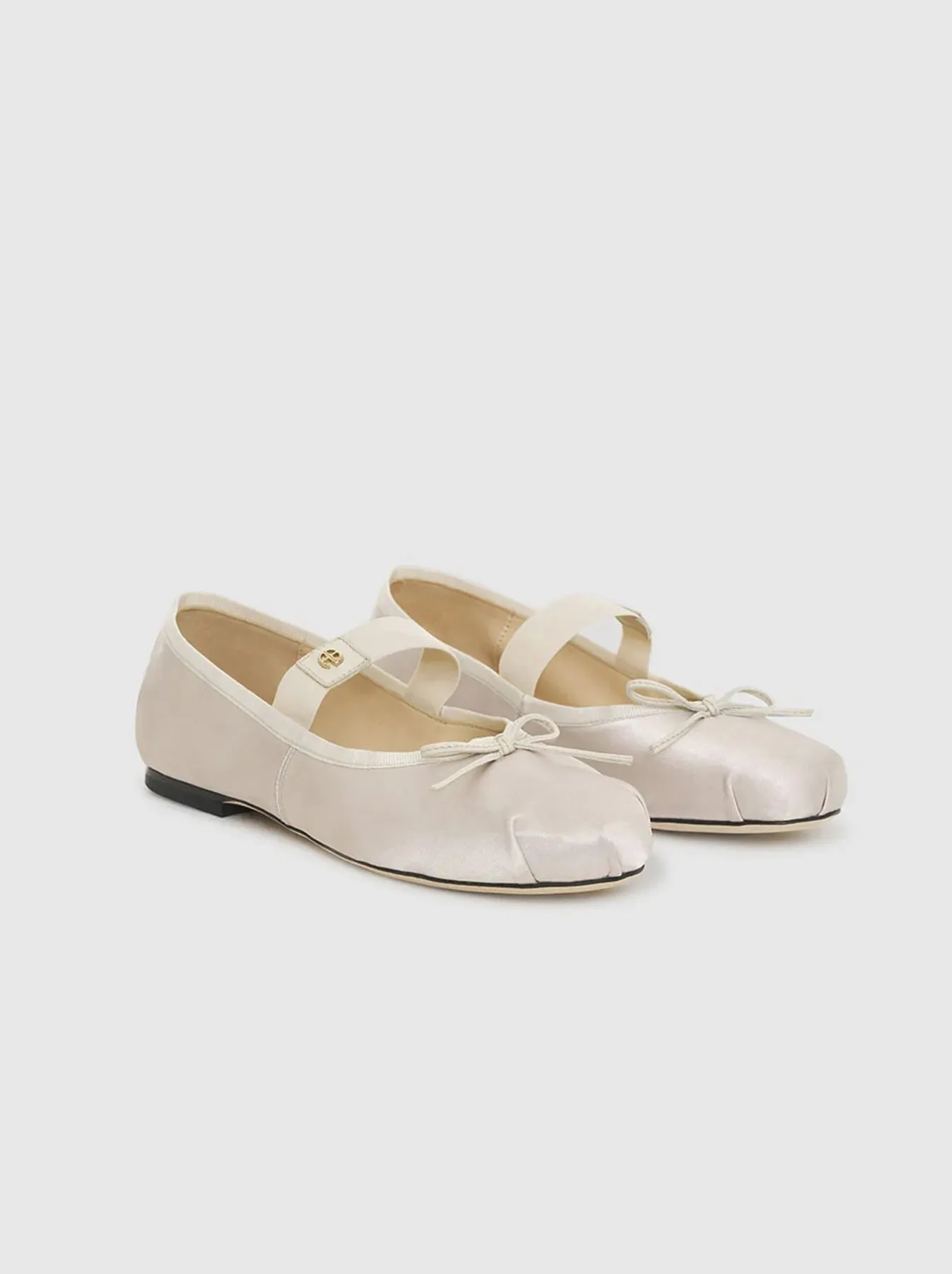 Jolie Satin Flats - Champagne
