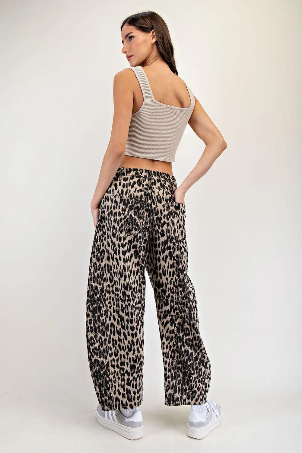 Leopard Printed Barrel Jeans