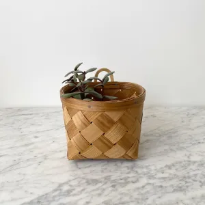 Lovely Woven Wood Wall Basket Organizer