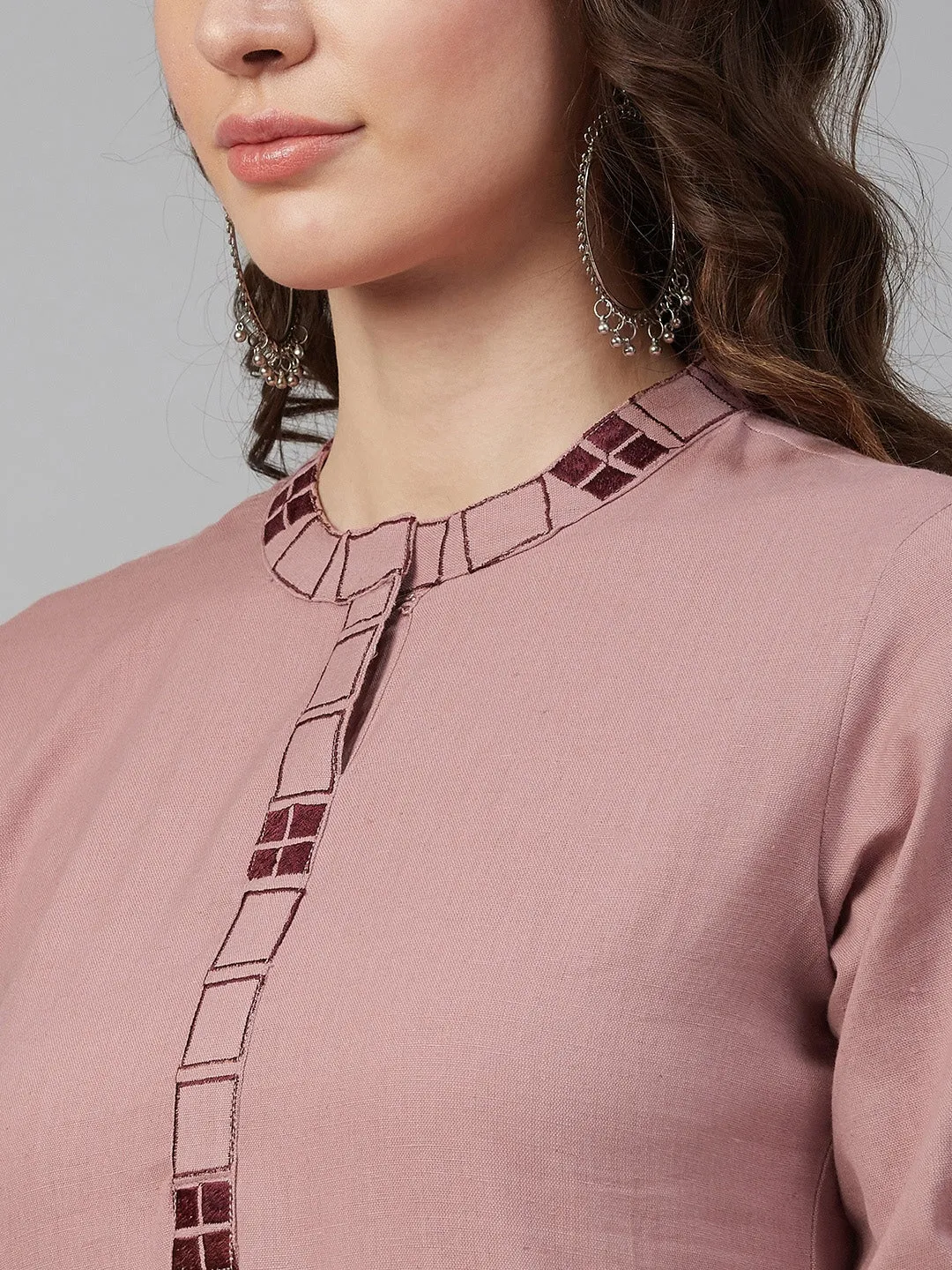 Women Dusty Straight Kurta